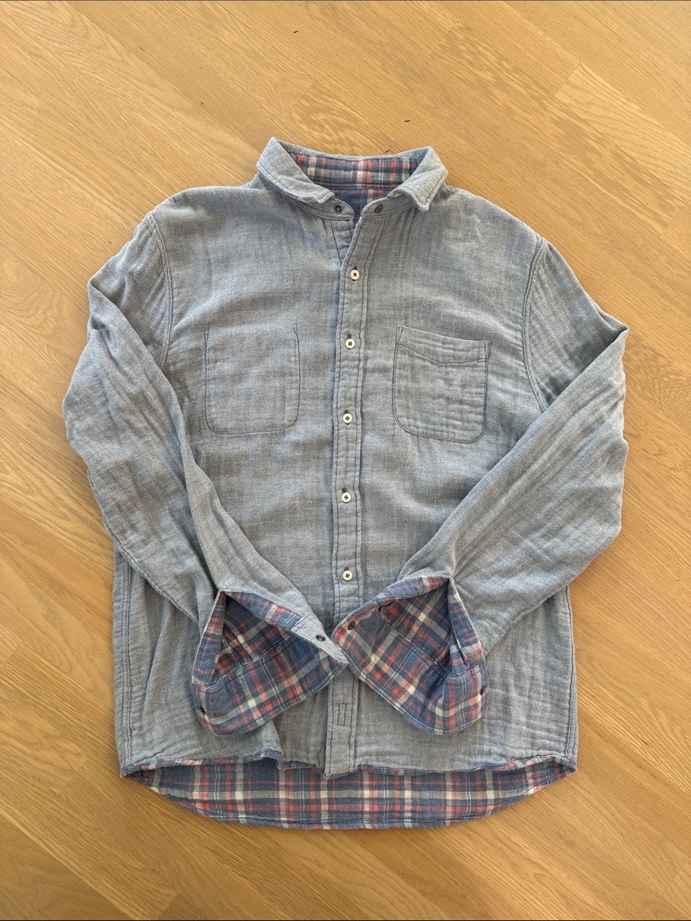 Faherty Men's Reversible Button-Up Flannel Shirt Blue / Red & Blue Plaid Lining
